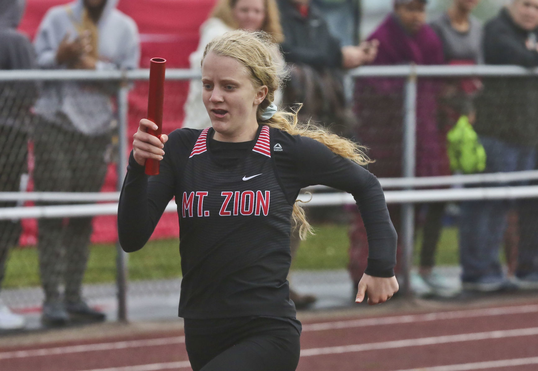 Class 2A Tolono Sectional 48 5.09.19.JPG